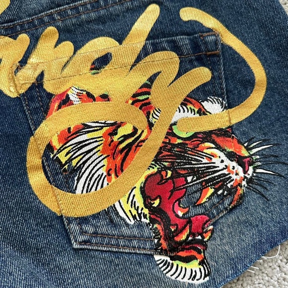 Ed Hardy Women's Blue Shorts Size L - Picture 4 of 11